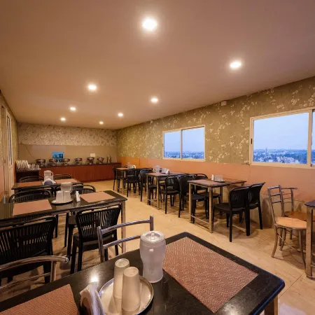 Regalia Inn &Suites