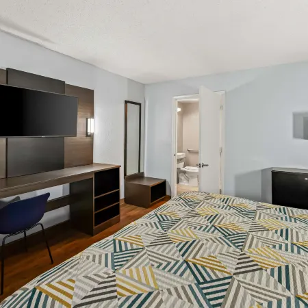 Motel 6 Lester, PA - Philadelphia Airport