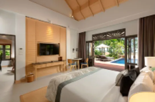 Khaolak Merlin Resort Hotels in Thai Mueang