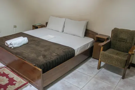 Sheridan Hotel Отели в г. Adjiringanor