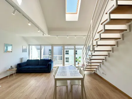 Osada Cetniewo by Q4Apartments Отели рядом с достопримечательностью «Albatros»