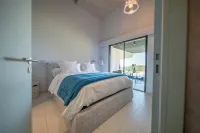 Suite 28 Hotels in Treilles