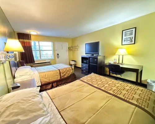 Relax Inn Hotels in Hampton