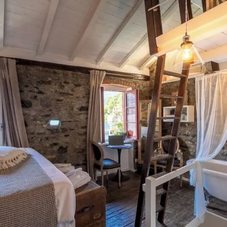 Romantic Lake View Apartment, Nesso, Lake Como by Rent All Como