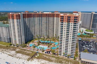Shores of Panama 2025 - 1 Bedroom + Bunks . Reserved Parking, Free Fun! 1 Condo by RedAwning Các khách sạn gần Student Breaks