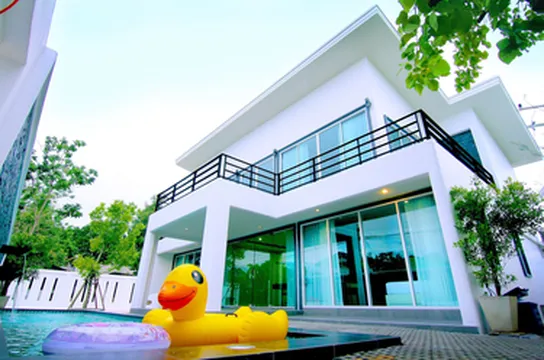 รูปภาพของวาฬวิลล่า