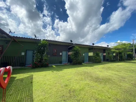 Bansuan Inthanon Resort Отели рядом с достопримечательностью «Mork Fa Waterfall»