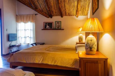 Casa de las Rosas Hotel a 