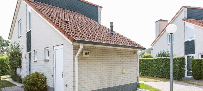 Villa in Arcen with Sun Shower & Garden Hotels in Venlo