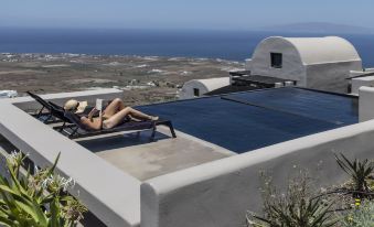 Nimbus Santorini