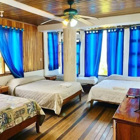 Hotel Sherwood