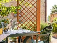 Tranquil Stay in the Heart of Umbria - parking
