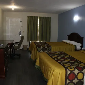 Relax Inn Canton