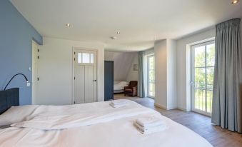 Villa on Texel Near Wadden Sea & Bird Area