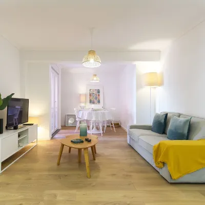 Cosy Guesthouse - Sónias Houses Отели рядом с достопримечательностью «Музей «Бенфика»»
