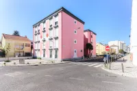 Cosy Guesthouse - Sónias Houses Hotels in Carnaxide