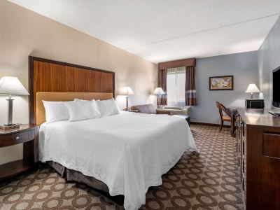 Econo Lodge Lafayette Near University