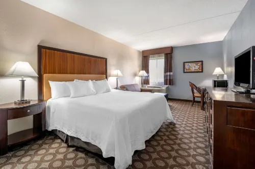 Econo Lodge Lafayette Near University