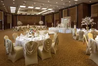 โรงแรมแรดิสันบลู แอนด์ คอนเวนชั่นเซ็นเตอร์ อเล็กซานเดรีย - ที่มีที่จอดรถ