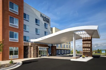 Fairfield Inn & Suites Grand Rapids Wyoming Отели рядом с достопримечательностью «Парк Лемери»