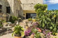 Hotel Castillo de Monda Hotels in Alozaina
