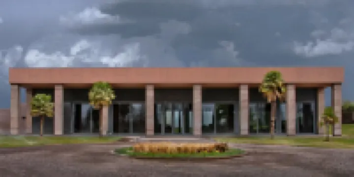 門多查城市福恩特馬約爾酒店