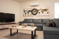 Theo & Ms Apt - 2 Beds - Garden - Parking - Wifi Hotel in zona Port Kos