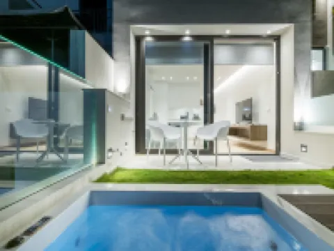 GM Luxury Suites & Spa Hotels in Sitia