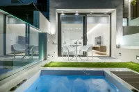 GM Luxury Suites & Spa Hotels in Vigla