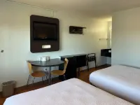 Motel 6 Simi Valley, CA Hotels near Simi Valley Public Library