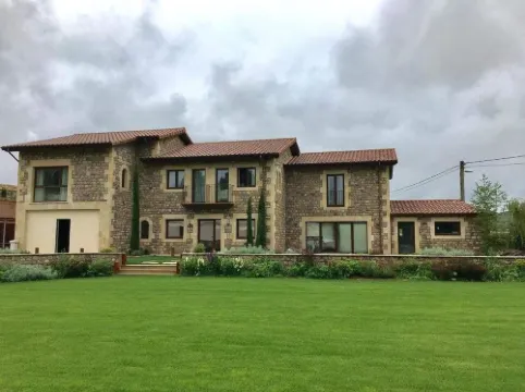 福託納德桑提亞納德瑪