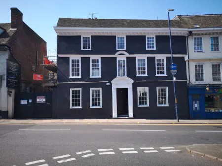 Stone Court House Отели в г. Хантон