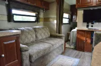 Casa Coqui Camper, with WiFi, & AC, 3 miles from Falls Creek Falls State Park