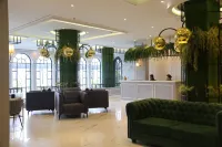 Grand Eska Hotel & Suites Batam - bar