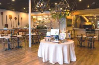 Seaside Retreat - WiFi, Beach Access, Central Location Hotel a Hyannis