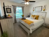 Spacious Living Area and Screened Lanai - Stunning Modern Retreat