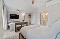 Charming Getaway with Pool Access and Kitchenette - Tranquil Coastal Retreat Hotels near Alys Beach