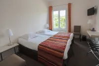 Hostellerie de Pavillon Saint-Hubert Hôtels à : Gouvieux