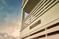 Canal Access and Spacious Living - Stunning Coastal Retreat Hotels near Candyland