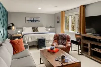 Relaxing Living Area and Game Room - Charming Woodland Escape