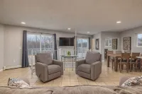 Cozy 2-bedroom condo in charming Wasilla with WiFi