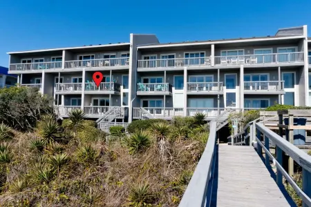 Oceanfront Paradise - Pool, Internet, Deck, Washer/Dryer Отели в г. Пайн Нолл Шорс