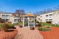 Clarion Inn 로렐 뷰 컨트리 클럽 주변 호텔