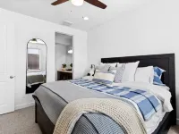 Paradise Townhome Heart of Garden City