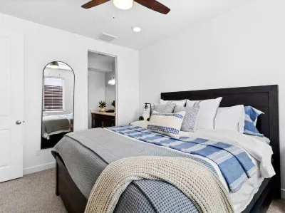 Paradise Townhome Heart of Garden City فنادق في غاردن سيتي
