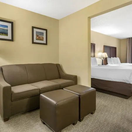 Comfort Inn & Suites Bothell – Seattle North