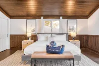 Explorer by AvantStay Close to Slopes Game Room Guest Suite