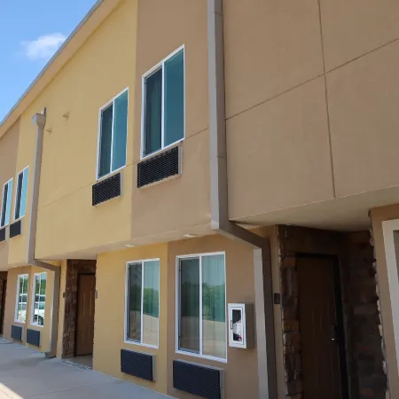 West Worth Inn & Suites White Settlement