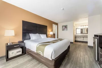 Quality Inn & Suites Vandalia Near I-70 and Hwy 51