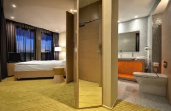 Sound Garden Hotel Airport Hotels in 